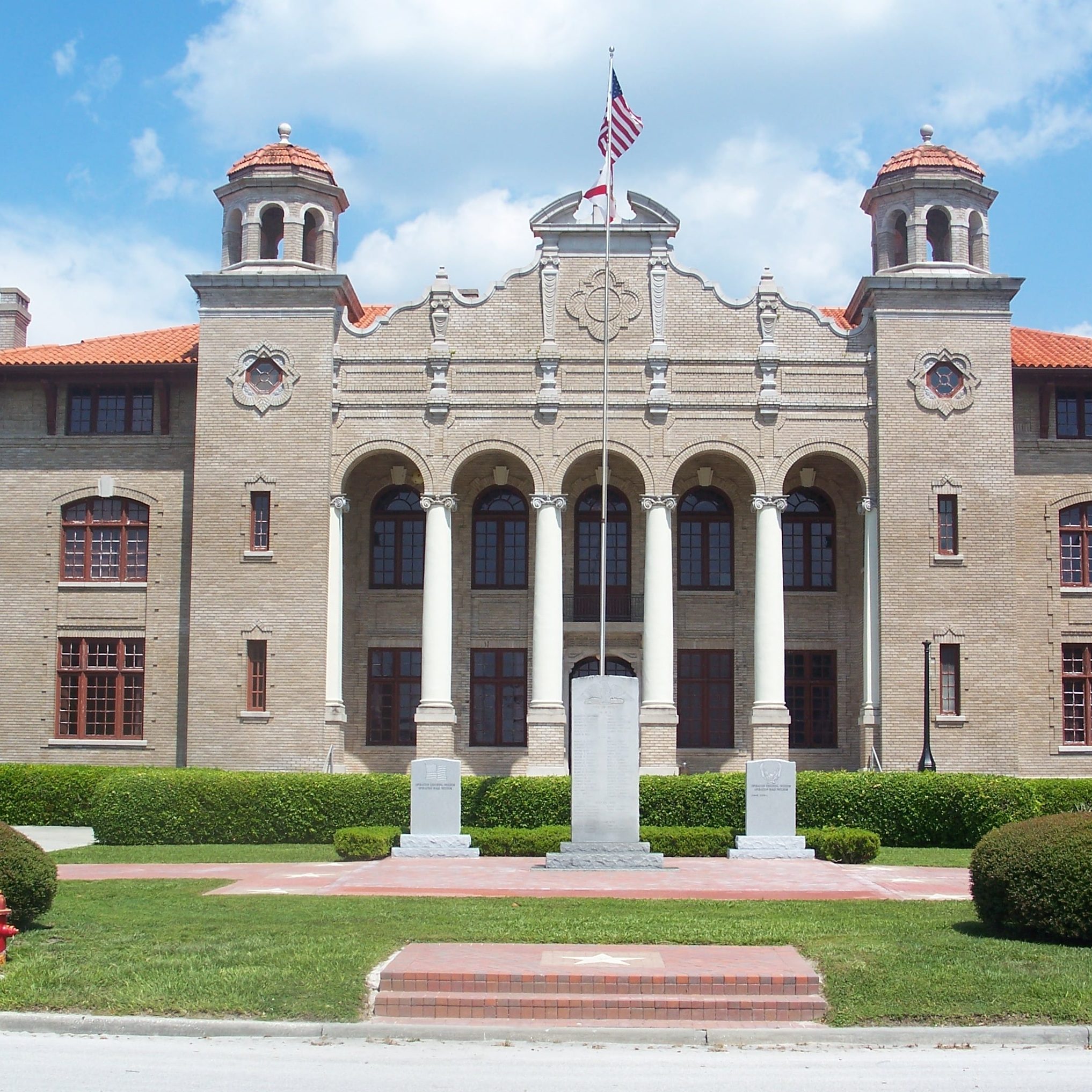 Bushnell_Sumter_Cty_Crths01 Bushnell_Sumter_Cty_Crths01