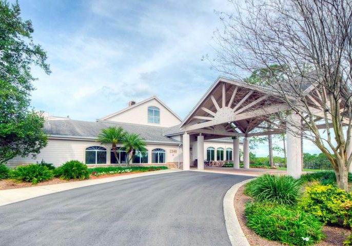 Spring Hill Home Driveway